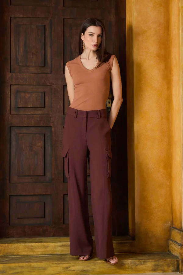 Blusa Ribana Decote V Camel