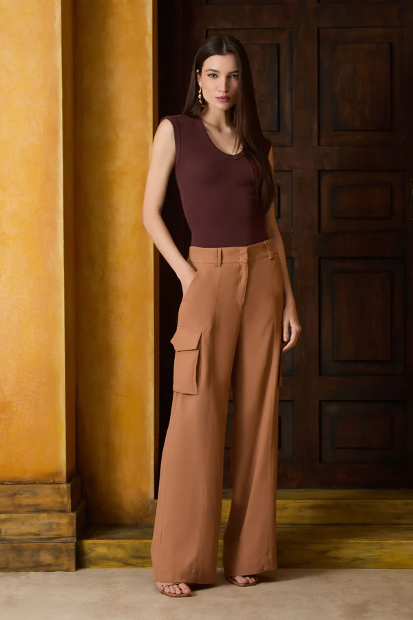 Blusa Ribana Decote V Marrom