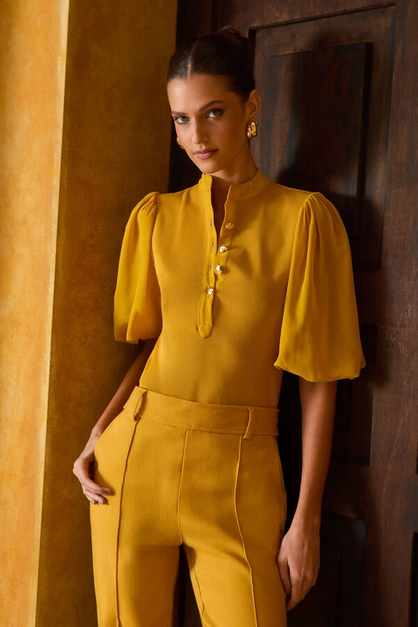 Blusa Manga Botões Decote