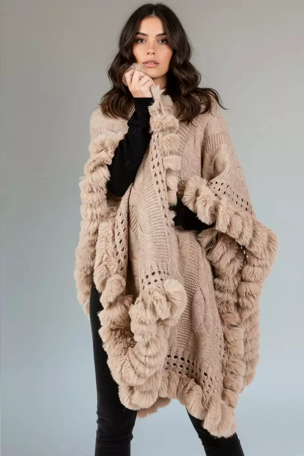 Poncho Capa Lã com Pêlo