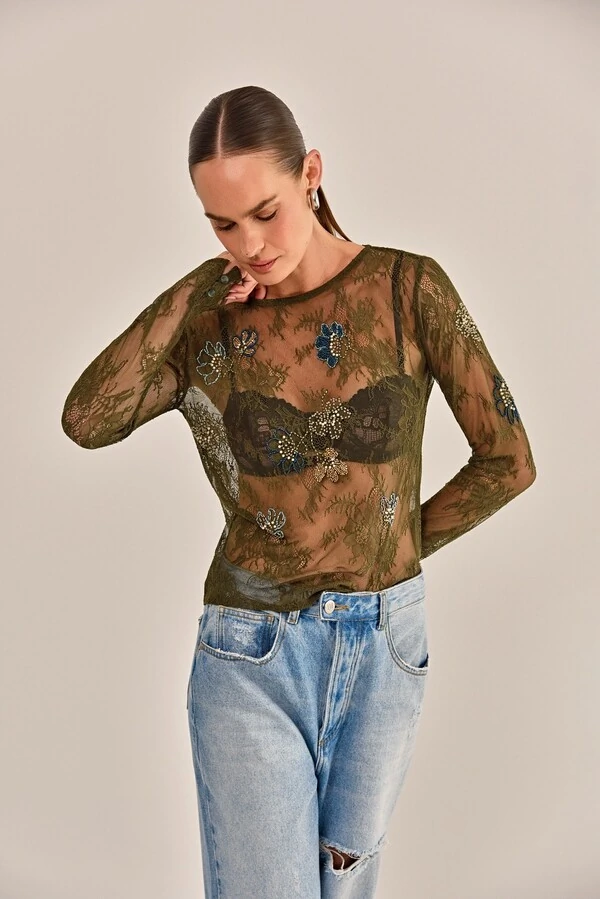 Blusa Cassia Renda e Bordado