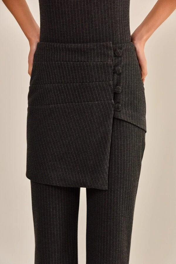 Calça Zaira Alfaiataria Risca de Giz