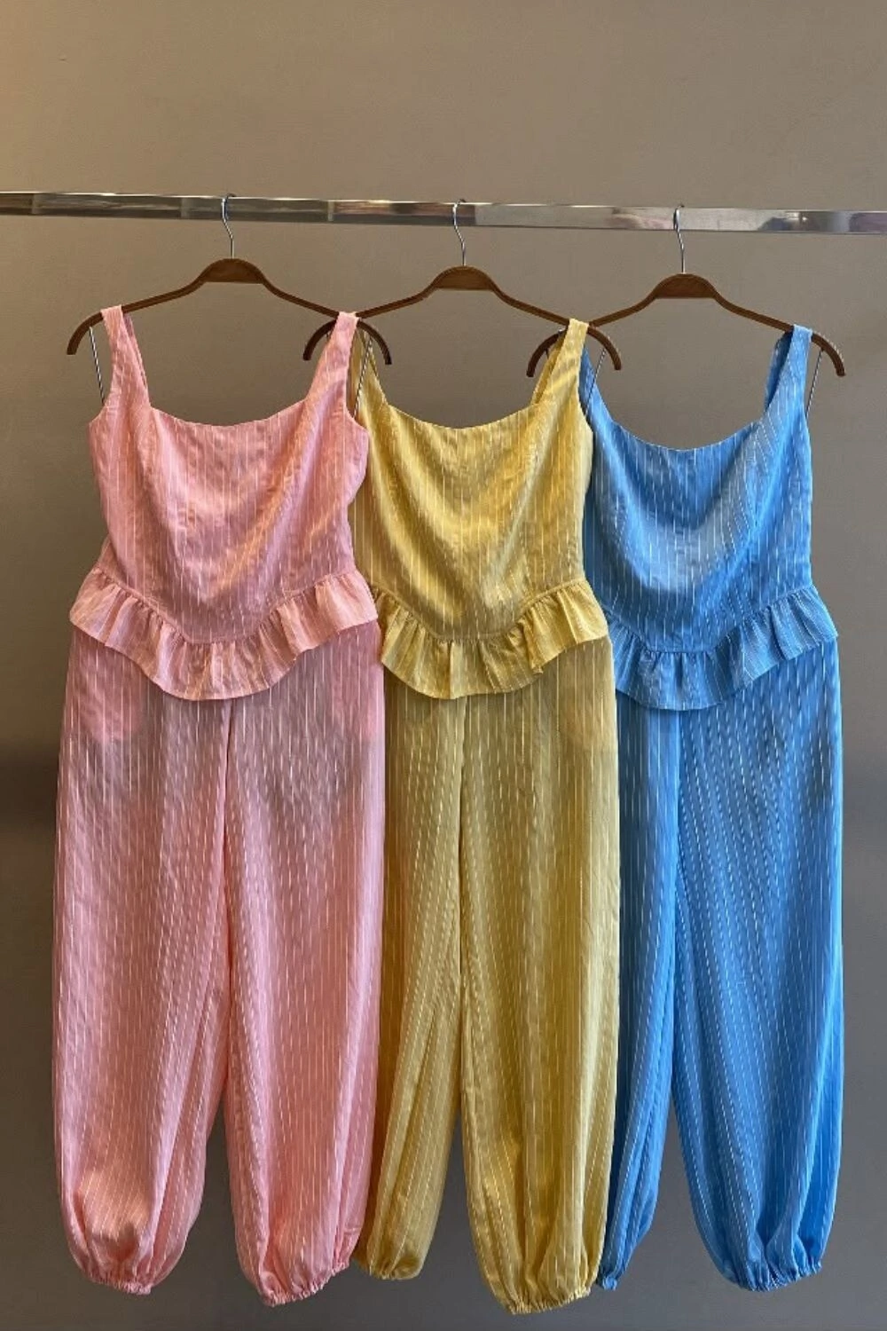 Foto Conjunto Nabi