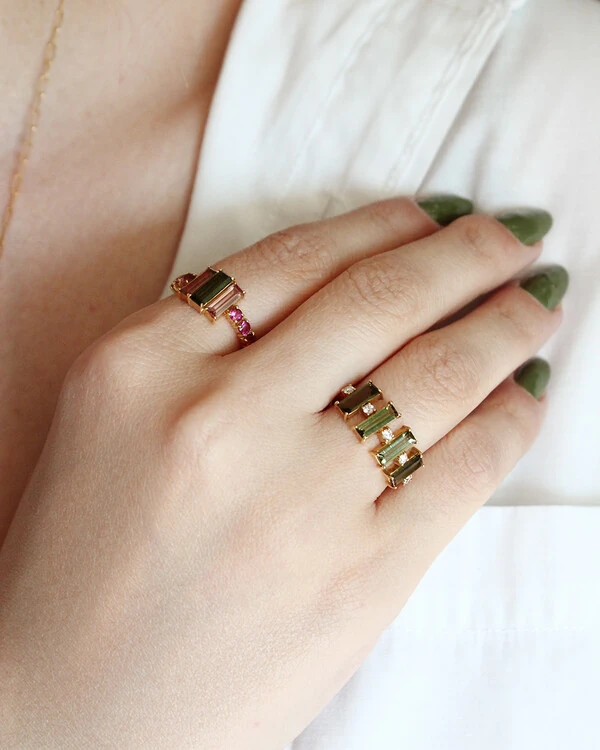 Anel Baguetes Turmalina Verde e Diamante