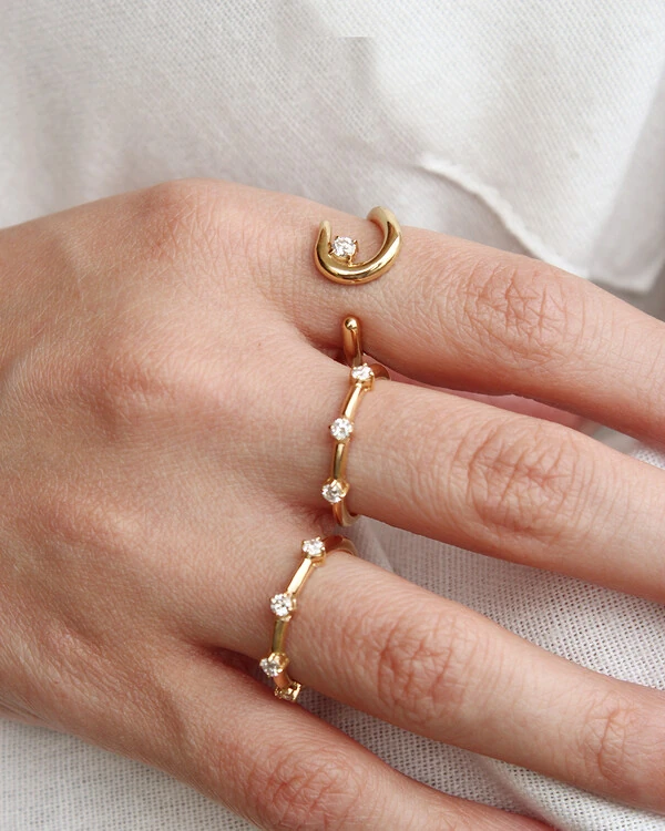 Anel Quatro Diamantes | Ouro Amarelo 18K