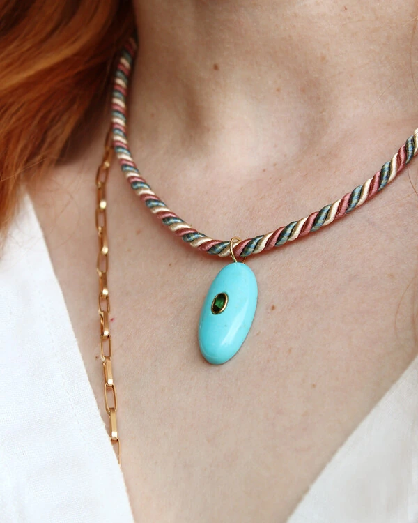 Colar Fio Seda Torcido Azul | Ouro Amarelo 18K