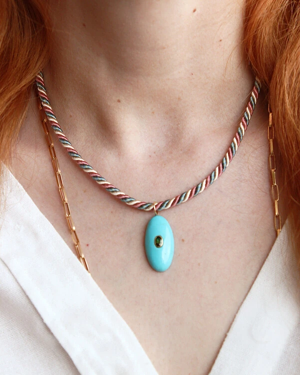 Colar Fio Seda Torcido Azul | Ouro Amarelo 18K