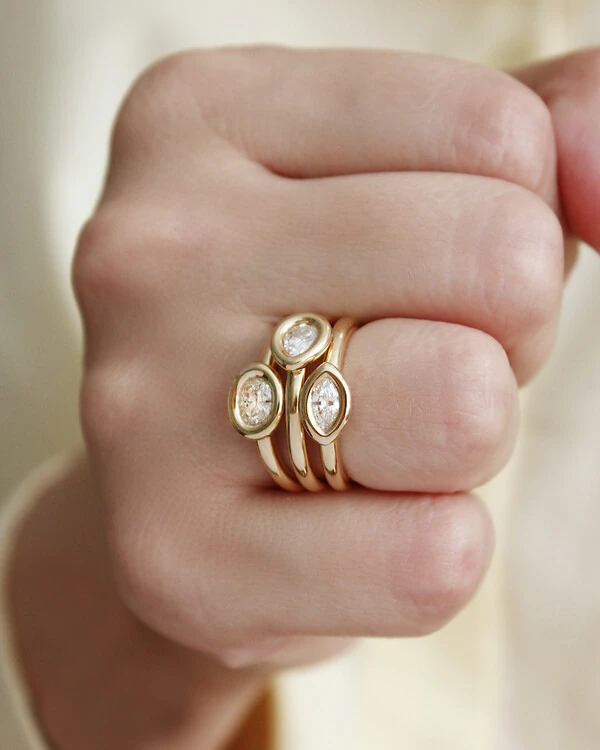 Anel Diamante Oval Cravação Inglesa | Ouro Amarelo 18k