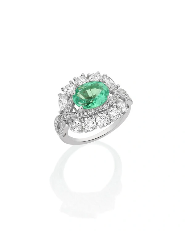 Anel Esmeralda e Diamante | Ouro Branco 18k