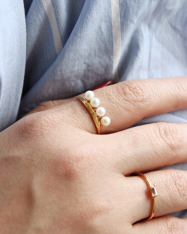 Anel Joy Baguete Quartzo Rosa