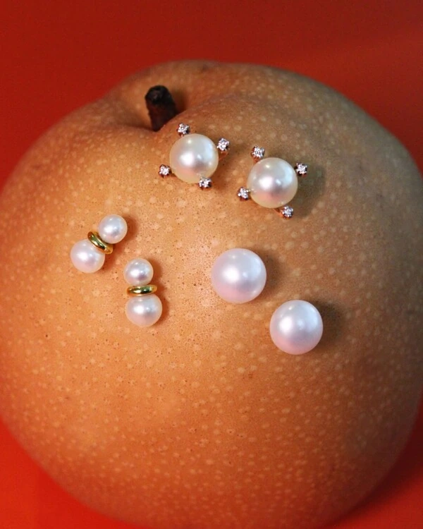 Brinco Elo Duas Pérolas | Ouro Amarelo 18K