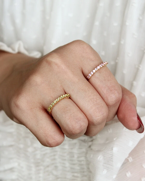 Meia Aliança Safira Rosa 2mm | Ouro Amarelo 18K