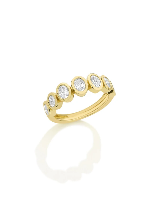 Meia Aliança Oval de Diamantes | Ouro Amarelo 18k