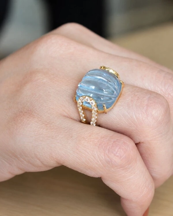 Anel Topázio Azul e Diamante | Ouro Amarelo 18k