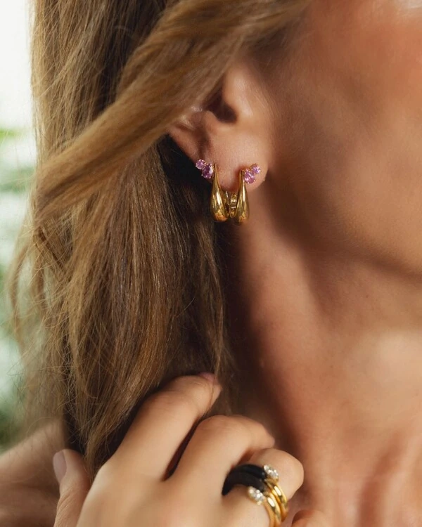 Brinco Hygge Argola Safira Rosa | Ouro Amarelo 18k