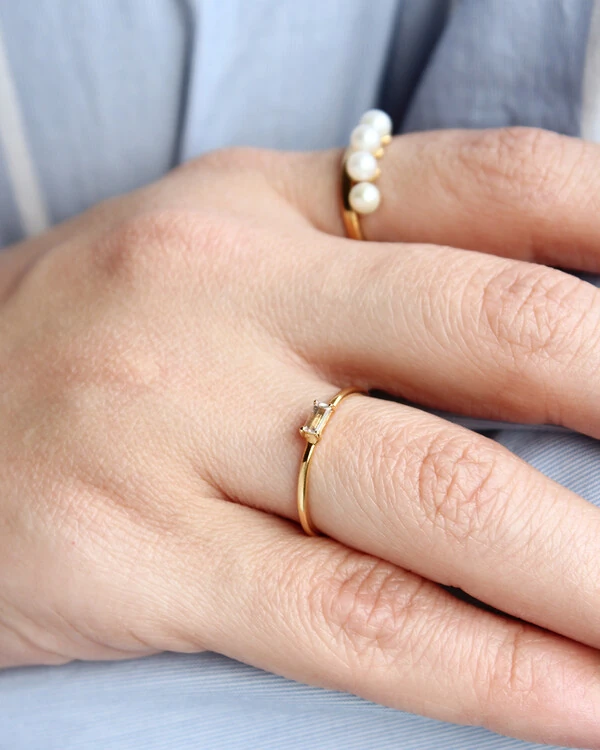 Anel Joy Baguete Quartzo Rosa