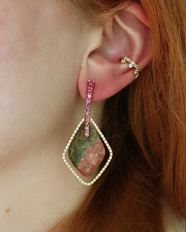 Brinco Unakita, Diamante e Safira Rosa