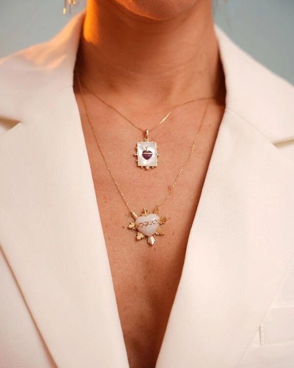 Pingente Sagrado Coração Madrepérola Rubi e Safira | Ouro Amarelo 18K