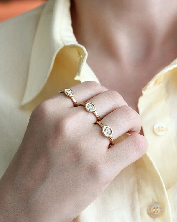 Anel Diamante Oval Cravação Inglesa | Ouro Amarelo 18k