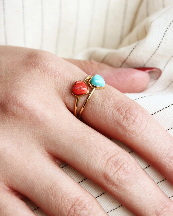 Anel Coração Madrepérola Vermelho Cabochão | Ouro Amarelo 18K