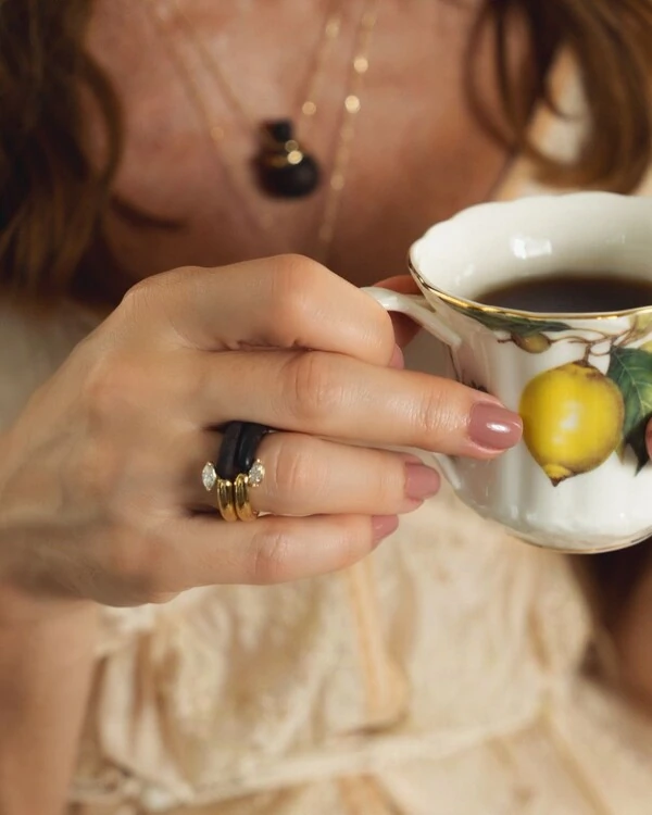 Anel Hygge Diamante Navete e Madeira | Ouro Amarelo 18k