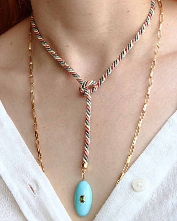 Colar Fio Seda Torcido Azul | Ouro Amarelo 18K