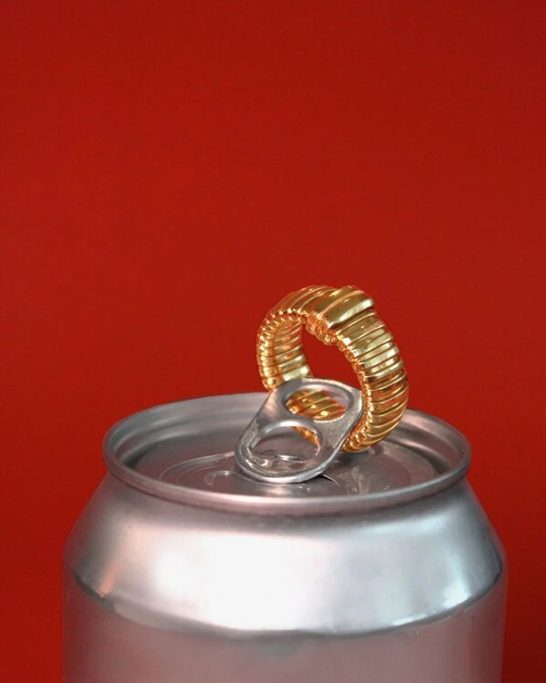 Anel Largo Filetes | Ouro Amarelo 18k