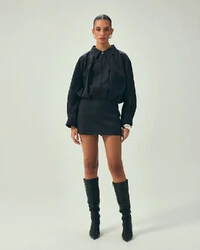 Shorts Saia Lã Fria Cinza