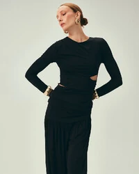 Blusa Recortes Preto