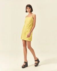 Vestido Curto Fitas