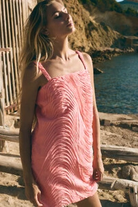 Vestido Curto Fitas