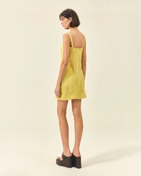Vestido Curto Fitas