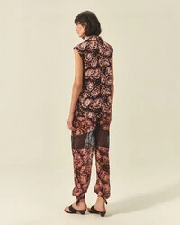 Calça Renda Borboleta