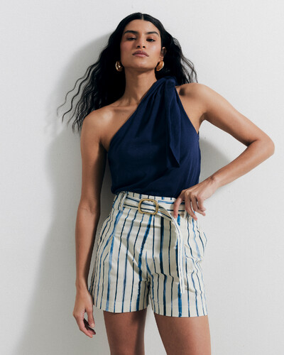 Foto Shorts Alfaiataria Iris Azul