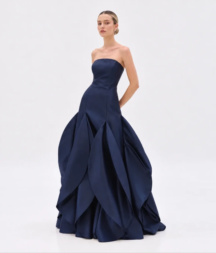 Foto Vestido Pétalas - Artesacra