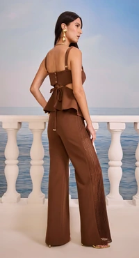 Macacão Peplum Recortes - Skazi