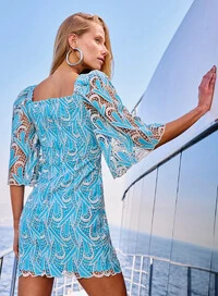 Vestido Curto Renda Bordada - Skazi