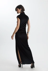 Vestido Gola Alta Veludo - Pusco