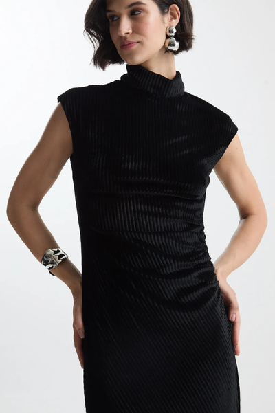 FotoVestido Gola Alta Veludo - Pusco