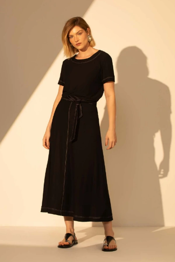 Blusa Decote Canoa Pespontos - Sly Wear