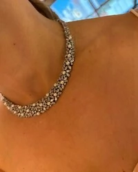 Colar vazado navetes e pérolas