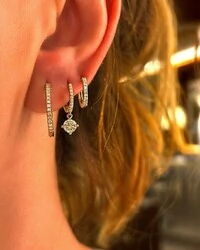 Argola micro cravação moissanites