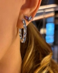 Brinco argola pedras dentro e fora