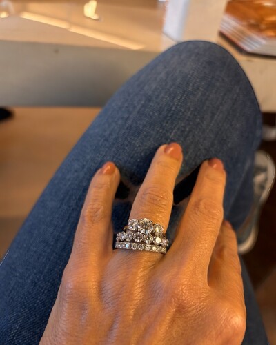 FotoMeia aliança 8 pedras 4mm