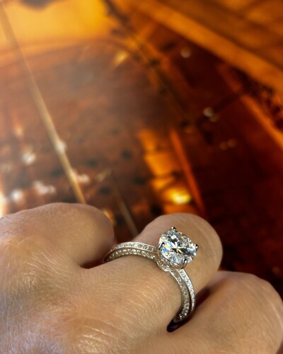 FotoAnel solitário 8mm aro cravejado