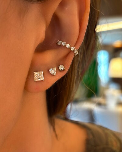 FotoPiercing pedras 3 garras