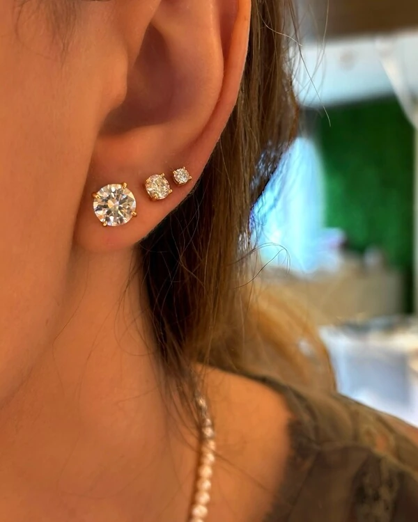 Brinco ponto de luz 3mm 4 garras