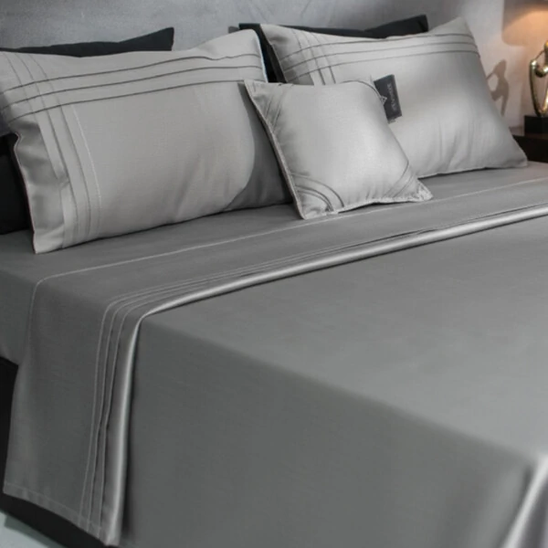 Jogo de 2 Fronhas Plissée Algodão 200 fios mais 1 Almofada