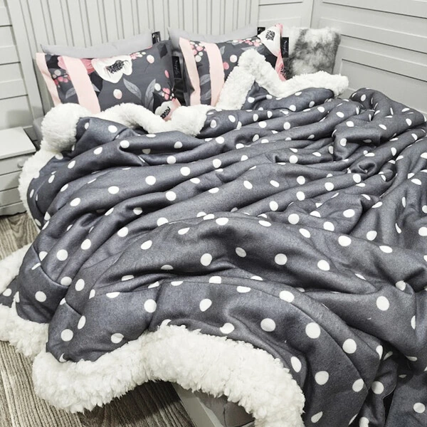 Cobertor Soft Reale Pin-up com 2 Fronhas