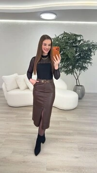 Saia Midi Resinada Nara